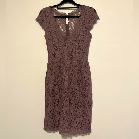 Babaton midi dress - Picture 2 of 5